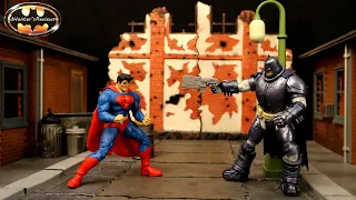 McFarlane DC Multiverse Superman vs Armored Batman 2 Pack Dark Knight Returns Action Figure Review