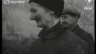 FRANCE / DEFENCE: British tommies and their tanks help farmers with Spring ploughing (1940)