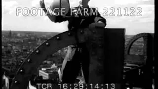 Berlin Blockade 221122-10 | Footage Farm