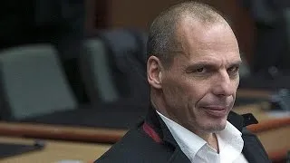 Confusion over Varoufakis offensive gesture row with Germany