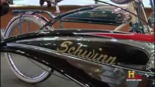 Two old schwinn vintage in Pawn Stars