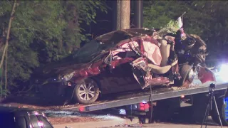 2 killed, 3 rushed to hospital in single-vehicle crash in Alpharetta, police say