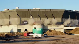 (Camera 1) Pontiac Silverdome Implosion Camera placed 100ft from explosion Detroit Lions