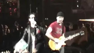 U2 Anaheim 2001-04-25 - Part 1