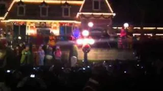 Disney characters saying goodbye Christmas Eve 2010