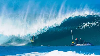 HUGE Pipeline!! w/ John John Florence & All the Local Legends!