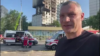 Попередньо, дві людини загинули внаслідок вибуху в 16-ти поверховому будинку у Києві - Кличко