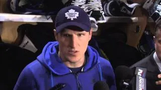 Maple Leafs frustrated with jersey tossing fans
