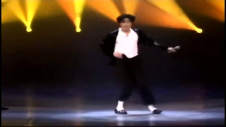 Moonwalk and Sidewalk 1995 - Michael Jackson