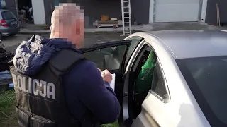 Policjanci z KWP w Bydgoszczy rozbili zorganizowaną grupę przestępczą zajmującą się oszustwami