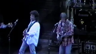 Neil Young & Crazy Horse Hartford CT 2-19-1991