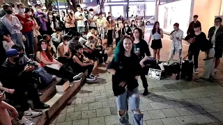 MONDAY. BLACK MIST. OLGA. GUEST: B2DANCEGROUP. DYNAMIC SUPERB BUSKING. HONGDAE.