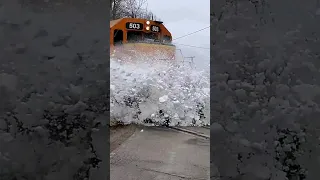 Train BLASTING SNOW Across This Railroad Crossing! #shorts #trains #trainhorn #trainvideo