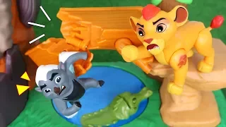 Best Toys in English 🌞The Lion Guard Play Sets - Rise of Scar, Defend the Pride Lands and figures