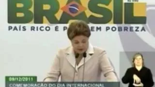 Dilma se emociona ao citar Herzog