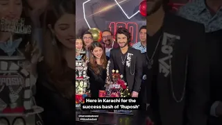 kinza hashmi and haroon kadwani cake cutting in success of ruposh #kinzahashmi #shorts