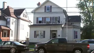 Woman found dead in bin in driveway of Staten Island home