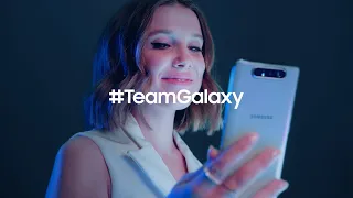 Scopri #TeamGalaxy con Millie Bobby Brown