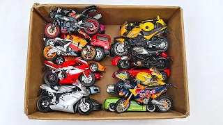 Box Full of Diecast Model Motorcycles 1:18 Scale, Motor Sport, Sport Bikes, Street Bike 266