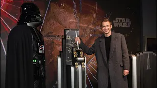 Hayden Christensen switching the lightning at Empire State Building