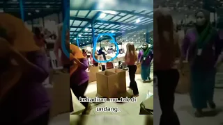 VIRAL PENAMPAKAN 2 KUNTILANAK DI PABRIK SEPATU !!!