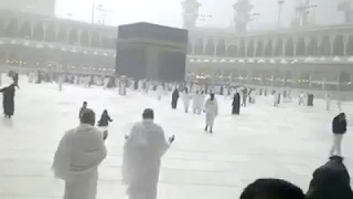 Heavy Raining In Makkah (kabatullah)