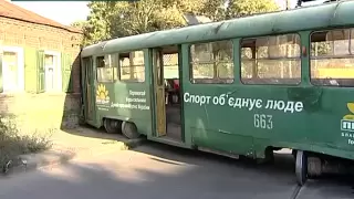 24.09.2011 - У харьковского трамвая отпало колесо