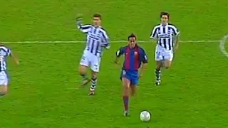 Ronaldinho vs Real Sociedad (02/11/2003)