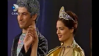 Miss Turkey 98 2.Güzeli Asuman Krause tacını giyiyor Kenan İmirzalıoğlu bonuslu (9 Mart 1998)