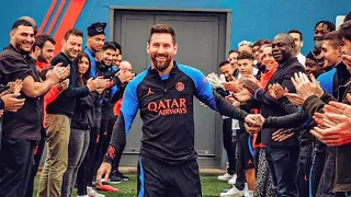 Lionel Messi Returns To PSG Training As World Champion!