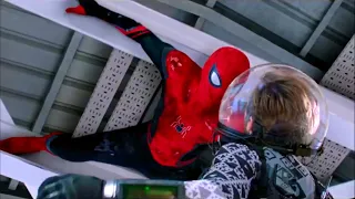 Spider-Man: Far From Home  - Spider-Man vs. Mysterio (HD CLIP)