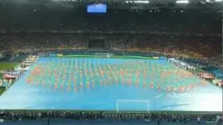 euro 2012: Oceana - "Endless Summer" LIVE @ closing ceremony