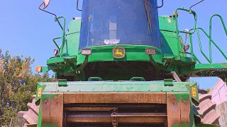 Короткий обзор на комбайн John Deere 9780i CTS.Комбайн в роботі.