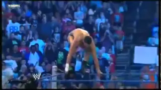 WWE Smackdown 14/10/11 Big Show saves Randy Orton from Cody Rhodes & Mark Henry (HQ)