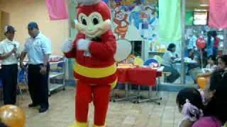 jollibee dancing