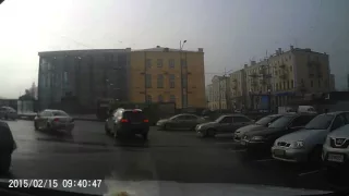 ДТП на перекрестке ул. Сумская - Бурсацкий спуск Харьков (15-02-2016)