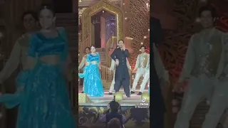 SRK latest dance