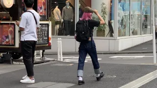 Японские джинсы и деним. Уличная мода и шоппинг в Токио. Японский бомбер скаджан и сэлведж деним.