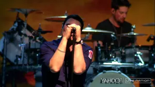 Breaking benjamin phase live at Egyptian room