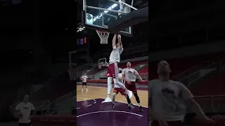 Wizards big man Kristaps Porzingis's firing threes in the latest off season(2022) workout