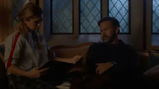 Legacies 4x03 Lizzie and Alaric talk about the merge