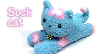 DIY crafts: SOCK CAT - Innova Crafts