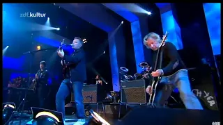 New Order - Waiting For The Sirens' Call (Later with Jools Holland, 2005)