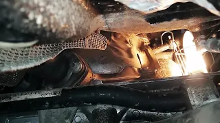 Удаление катализатора замена на вставку с пламегасителем на Lada Vesta в Тольятти