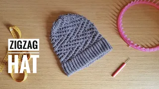 How to Loom Knit an Easy ZigZag Slouchy Beanie Hat (DIY Tutorial)