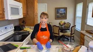 16 - Caramel Apple Pie - Cooking with Miss Brenda