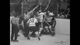 1958 11 29 F Mahovlich T Lindsay  rough