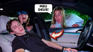 O NAMORADO DA MARIANA ESTÁ MORANDO EM NOSSO CARRO 😱😱😱