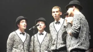 Stromae "Tous Les Mêmes" (a cappella) @ Zénith de Paris (8-04-14)