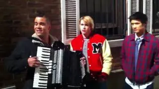 Glee - Glee Boys and an Accordion